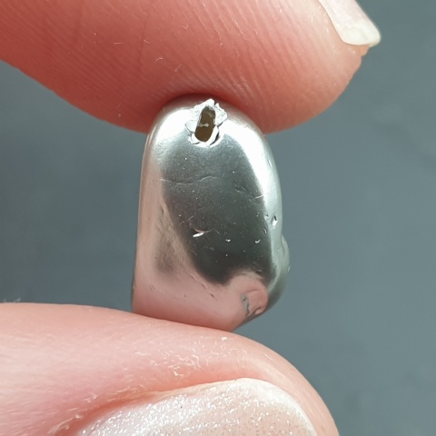 Seashell bryłka z dziurką 15x9 mm nr 308