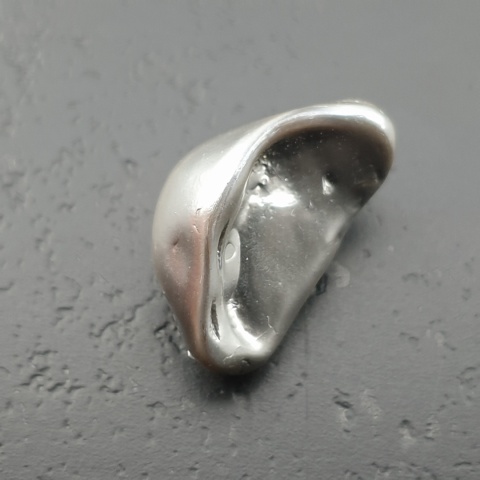 Seashell bryłka z dziurką 15x9 mm nr 311