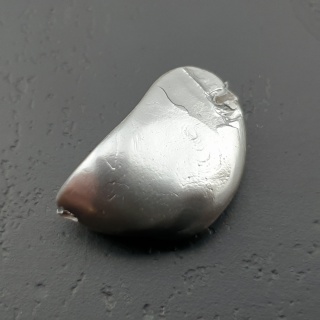 Seashell bryłka z dziurką 16x11 mm nr 301