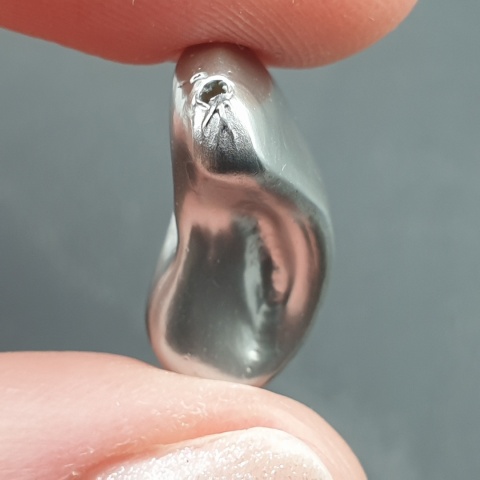 Seashell bryłka z dziurką 16x11 mm nr 305