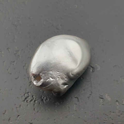 Seashell bryłka z dziurką 16x11 mm nr 307