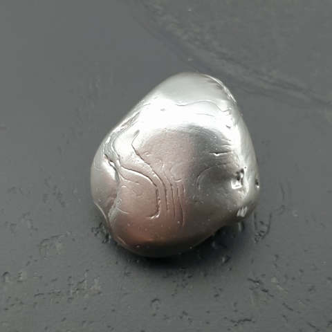 Seashell Nugget with Hole 16x15 mm no 302