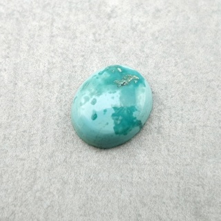 Tibetan turquoise cabochon 10x8 mm no 309