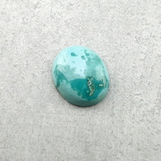 Tibetan turquoise cabochon 10x8 mm no 309