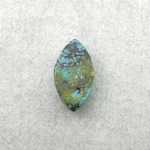 Tibetan turquoise cabochon 11x6 mm no 336