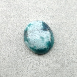 Tibetan turquoise cabochon 11x9 mm no 316