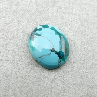 Tibetan turquoise cabochon 11x9 mm no 320