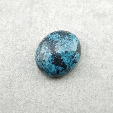 Tibetan turquoise cabochon 12x10 mm no 348
