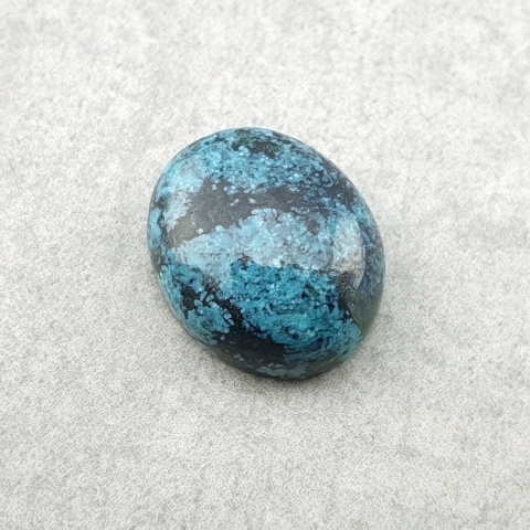 Tibetan turquoise cabochon 12x10 mm no 348