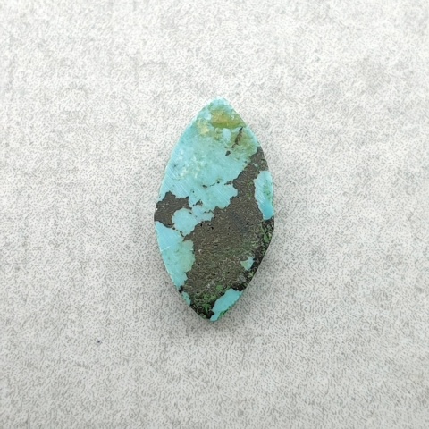 Turkus tybetański kaboszon 12x6 mm nr 331