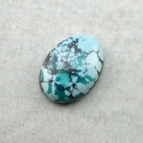 Tibetan turquoise cabochon 14x10 mm no 368