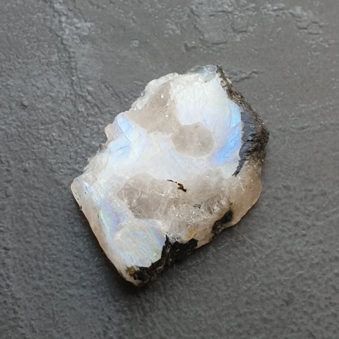 Moonstone Polished Nugget 27x21 mm no 444