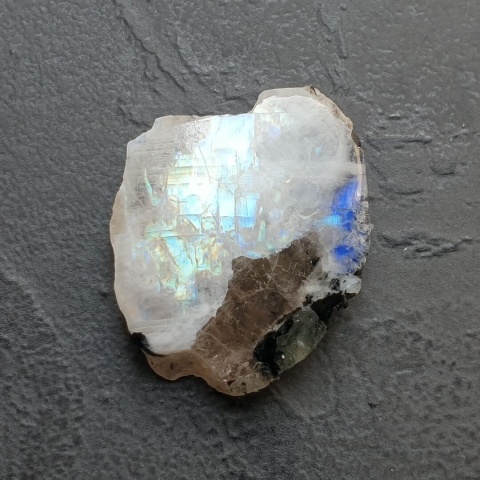 Moonstone Polished Nugget 27x22 mm no 442