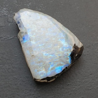 Kamień księżycowy kawałek polerowany 29x21 mm nr 424