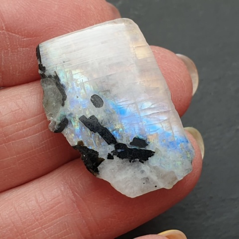 Moonstone Polished Nugget 30x21 mm no 418