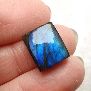 Labradoryt kaboszon 15x12 mm nr B835