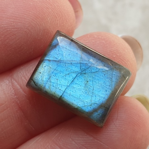 Labradoryt kaboszon 16x12 mm nr B967
