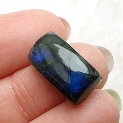 Labradoryt kaboszon 18x10 mm nr B833