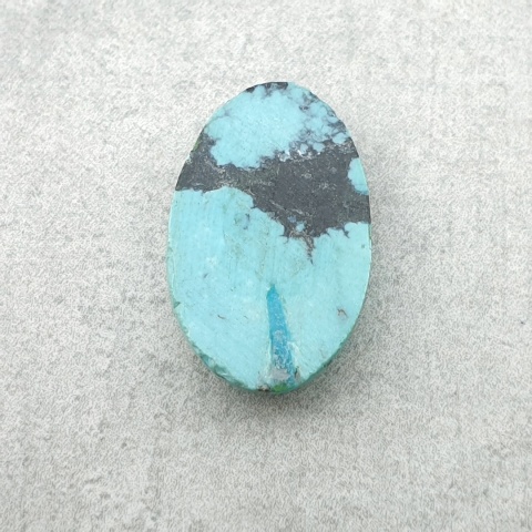 Tibetan turquoise cabochon 17x11 mm no 392