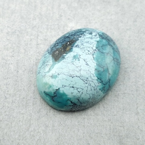 Tibetan turquoise cabochon 18x15 mm no 388