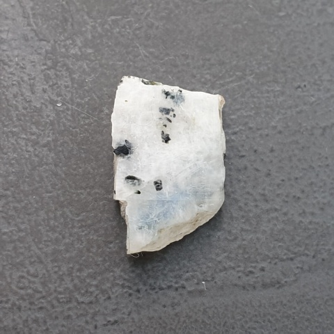 Moonstone Polished Nugget 22x14 mm no 500
