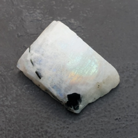 Moonstone Polished Nugget 25x17 mm no 476