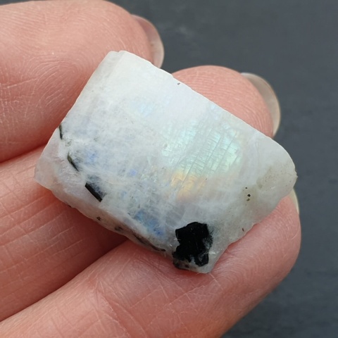 Moonstone Polished Nugget 25x17 mm no 476