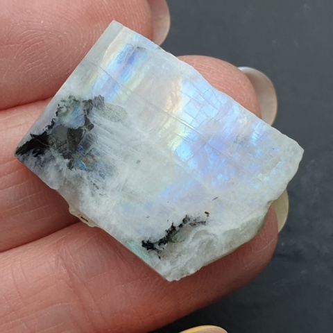 Moonstone Polished Nugget 27x20 mm no 474