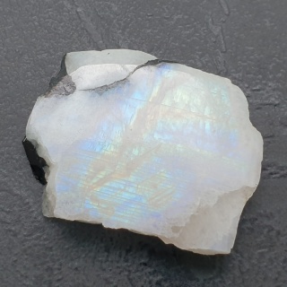 Kamień księżycowy kawałek polerowany 30x23 mm nr 475