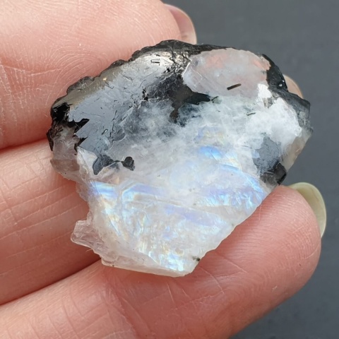 Moonstone Polished Nugget 31x24 mm no 488