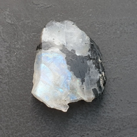 Moonstone Polished Nugget 31x24 mm no 488
