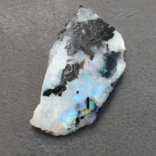 Kamień księżycowy kawałek polerowany 38x22 mm nr 479