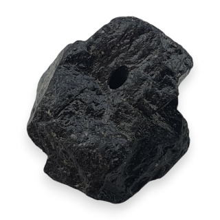 Czarny turmalin bryłka z dziurką 16x16 mm nr 293