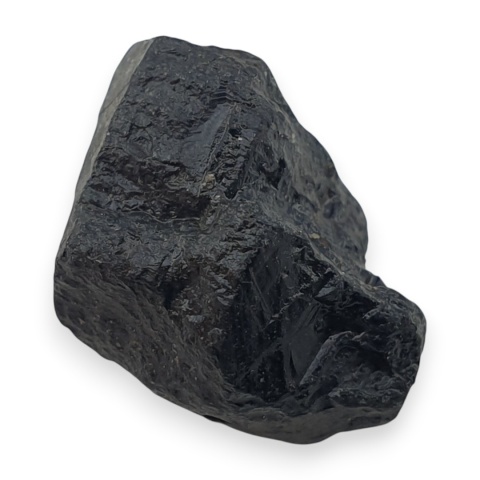 Czarny turmalin bryłka z dziurką 17x12 mm nr 367