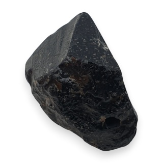 Czarny turmalin bryłka z dziurką 17x13 mm nr 365