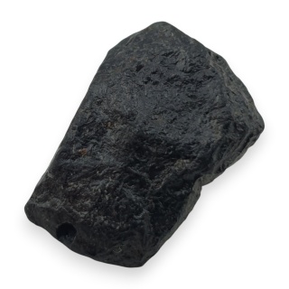 Czarny turmalin bryłka z dziurką 18x13 mm nr 296