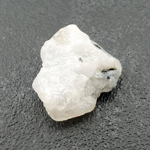 Kamień księżycowy bryłka z dziurką 19x16 mm nr 9