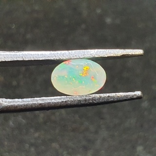 Opal z Etiopii fasetowany 6x4 mm nr A238