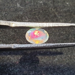 Opal z Etiopii fasetowany 6x4 mm nr A242