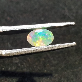 Opal z Etiopii fasetowany 6x4 mm nr A244