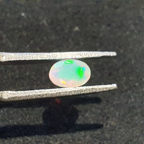 Opal z Etiopii fasetowany 6x4 mm nr A245