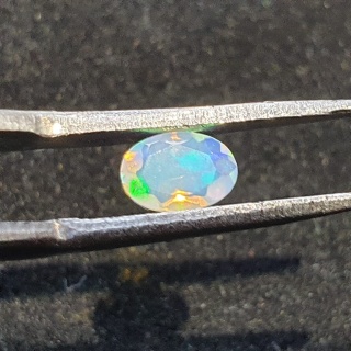 Opal z Etiopii fasetowany 6x4 mm nr A246