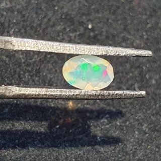 Opal z Etiopii fasetowany 6x4 mm nr A247