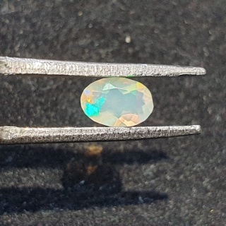 Opal z Etiopii fasetowany 6x4 mm nr A247