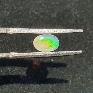 Opal z Etiopii fasetowany 6x4 mm nr A249