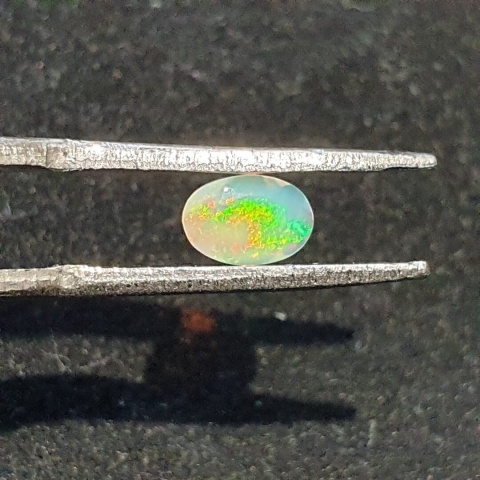 Opal z Etiopii fasetowany 6x4 mm nr A249
