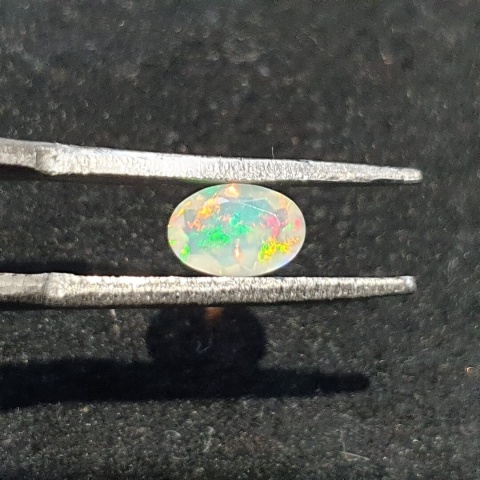 Opal z Etiopii fasetowany 6x4 mm nr A251