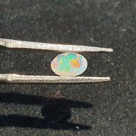 Opal z Etiopii fasetowany 6x4 mm nr A252
