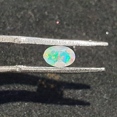 Opal z Etiopii fasetowany 6x4 mm nr A255