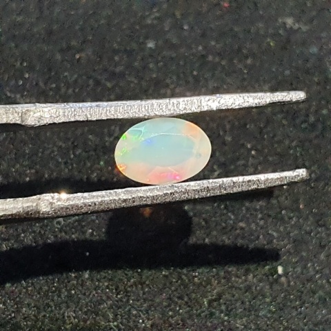 Opal z Etiopii fasetowany 6x4 mm nr A256